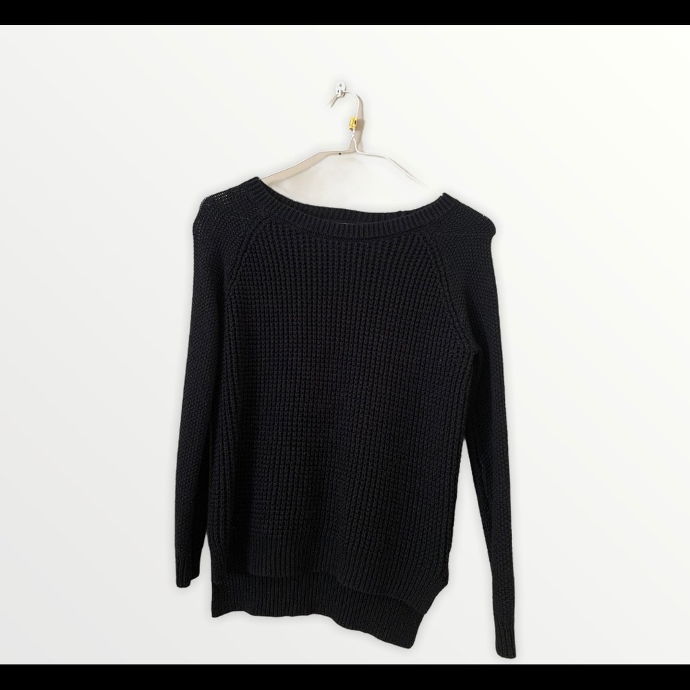 Black Sweatshirt